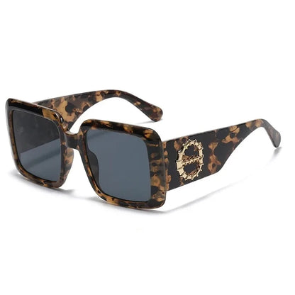 Square Frame Sunglasses Set: Wide Legs for Women, Fashion Vintage Design for Summer Driving