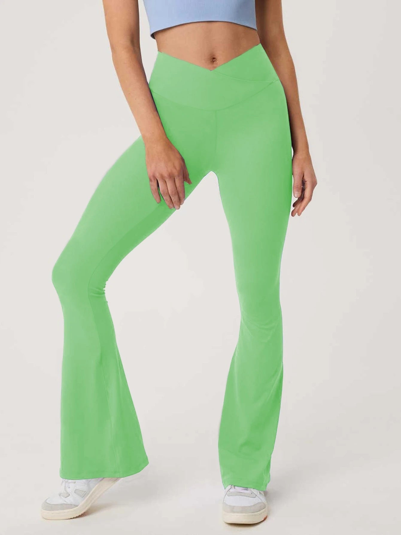 Women's Seamless Scrunch Bum Yoga Leggings - Low Waist, Bell-Bottom Sports Tights